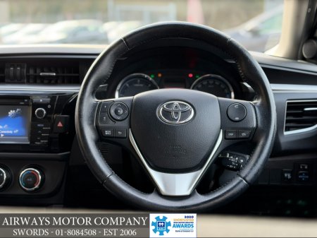 2016 Toyota Corolla - thumbnail 9