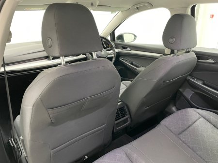 2021 Volkswagen Golf  €23,995 thumbnail