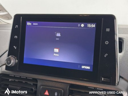 2022 Vauxhall Combo - thumbnail 25