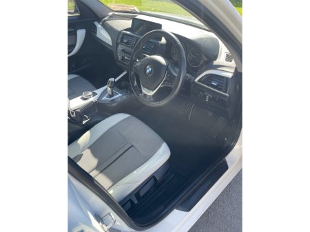 2017 BMW 1 Series - thumbnail 5