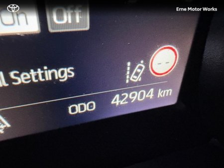 2024 Toyota Yaris Cross YARIS CROSS LUNA €26,450 thumbnail