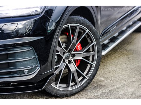 2017 Audi Q7  €37,995