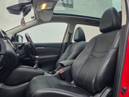 2016 Nissan Qashqai - thumbnail 5