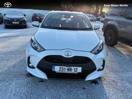 2023 Toyota Yaris YARIS 1.5 LUNA €20,950 thumbnail
