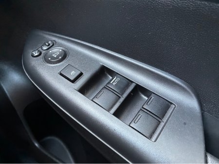 2018 Honda Shuttle DAA-GP7 5DR AUTO €11,950 thumbnail