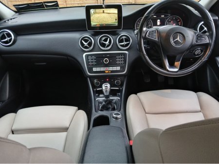 2017 Mercedes-Benz A Class A180 D SE EXECUTIVE 5DR €16,750 thumbnail