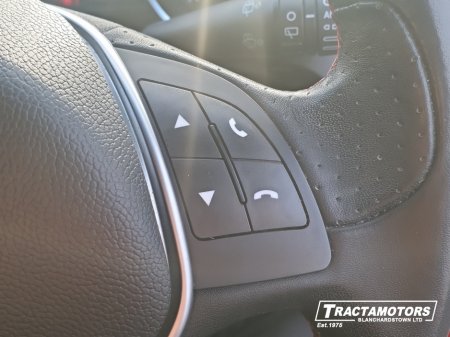 2016 Alfa Romeo Giulietta 1.6 JTD 120HP SUPER SPORT 4DR €10,999 thumbnail