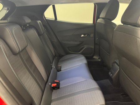 2022 Peugeot 2008 1.2 Puretech 100bhp Allure €21,950 thumbnail