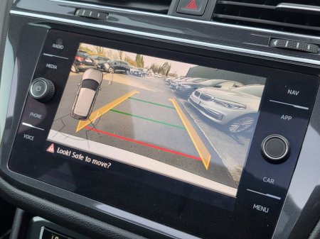 2019 Volkswagen Tiguan - thumbnail 12