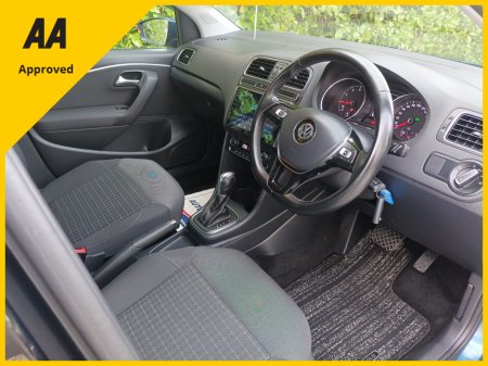 2017 Volkswagen Polo COMFORTLINE PLUS 1.2 TSI COMPREHENSIVE SERVICE HISTORY (10 STAMPS) ONLY 43,729kms FACTORY IMMOBILISER DASH CAMERA REVERSE CAMERA APPLE CAR PLAY ANDROID AUTO 2 YEARS NCT 1 YEAR ROAD TAX 4 NEW TYRES €14,495 thumbnail