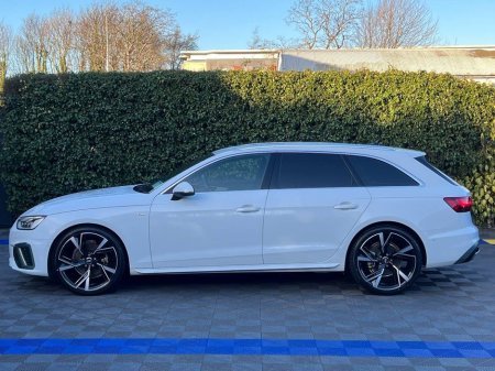 2021 Audi A4 S-LINE AVANT 2.0 TDI // 360 PARKING AID // DIGITAL CLUSTER // 4 HEATED S-LINE SPORT INTERIOR €32,900 thumbnail