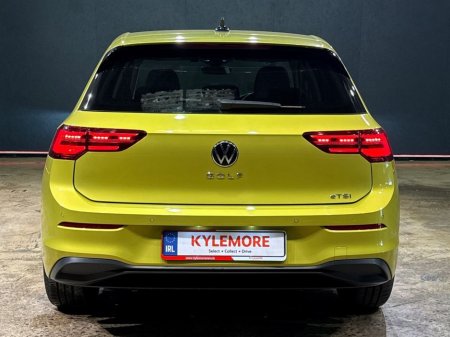 2024 Volkswagen Golf - view 4