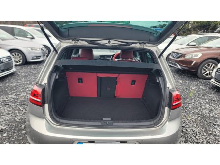 2016 Volkswagen Golf - thumbnail 9