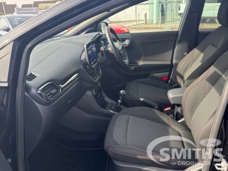 2023 Ford Puma - thumbnail 3