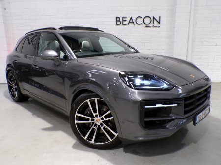 2025 Porsche Cayenne 2025 PORSCHE CAYENNE 3.0 V6 BLACK PACK E-HYBRID 5DR AUTOMATIC**