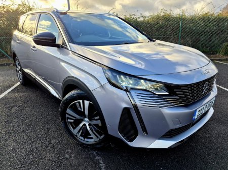 2023 Peugeot 5008  €29,999 thumbnail