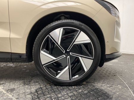 2026 Volvo EX90 - thumbnail 7