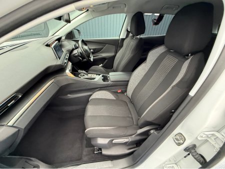 2019 Peugeot 3008 ACTIVE 1.2 PETROL - AUTO - 12M WARRANTY - CAR: 1628 €14,950 thumbnail