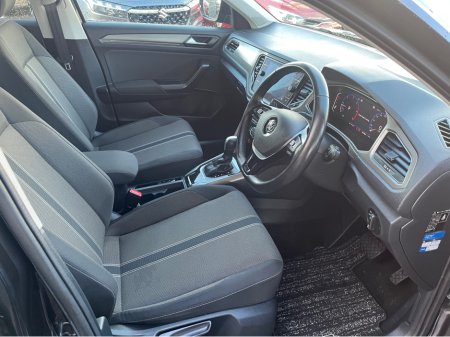 2020 Volkswagen T-Roc 2.0 tdi automatic €26,000 thumbnail