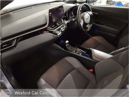 2023 Toyota C-HR 1.8 HYBRID SPORT €27,395 thumbnail