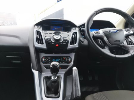 2014 Ford Focus - thumbnail 12