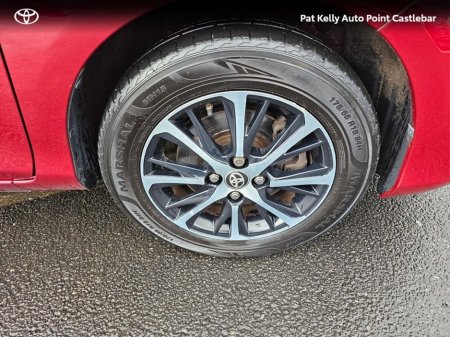 2018 Toyota Yaris - thumbnail 15