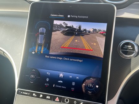 2025 Mercedes-Benz GLC Class - thumbnail 31