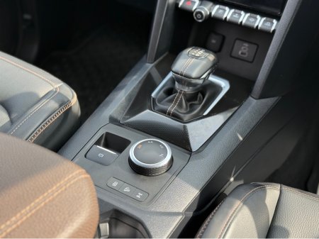 2025 Volkswagen Amarok PANAMERICANA V6TDI DC V6 TDI 4MOTION thumbnail