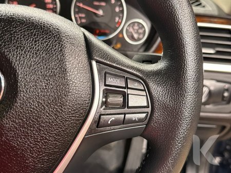 2016 BMW 3 Series 2.0L AUTOMATIC HYBRID - E LUXURY - FULL BLACK LEATHER - FACTORY ALLOYS - REAR CAMERA - HEATED SEATS - MULTI FUNCTION STEERING WHEEL €19,950 thumbnail