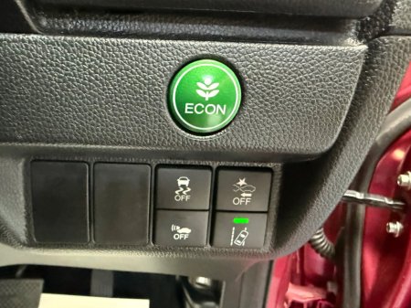 2018 Honda Fit - thumbnail 18