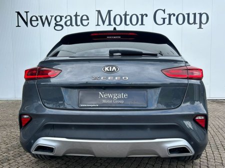 2021 Kia XCeed Phev 5DR Auto €19,950 thumbnail