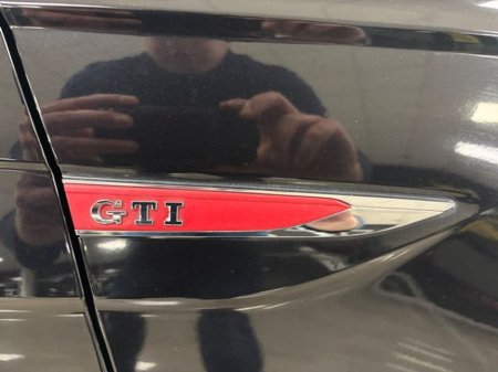 2018 Volkswagen Polo 2.0 TSI 200HP GTI Auto €18,495 thumbnail