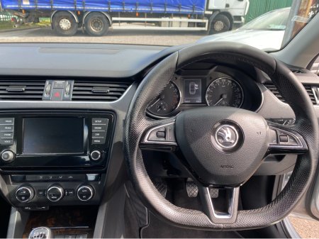 2015 Skoda Octavia - thumbnail 12