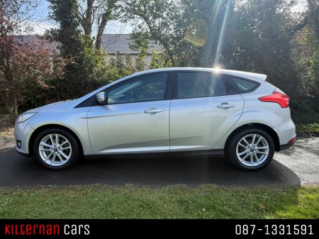 2015 Ford Focus - thumbnail 5