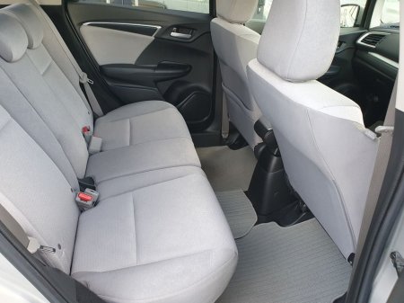 2016 Honda Fit 1.5 SELF CHARGING HYBRID €11,500 thumbnail