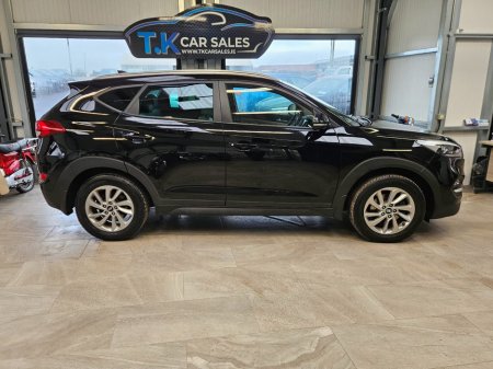 2016 Hyundai Tucson 1.7 D Executive thumbnail