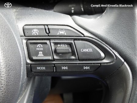 2022 Toyota Yaris Cross Hybrid Luna €25,950 thumbnail