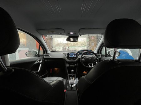 2018 Peugeot 2008 €15950 2018 PEUGEOT 2008 ALLURE 1.2 AUTOMATIC / CRUISE CONTROL / PARKING AID AND MORE €15,950 thumbnail