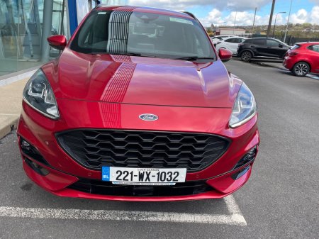 2022 Ford Kuga - view 2