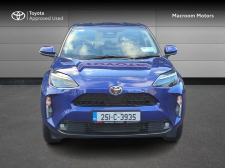 2025 Toyota Yaris Cross YARIS CROSS LUNA thumbnail