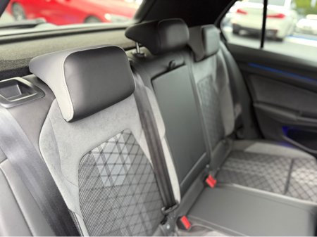 2022 Volkswagen Golf R-LINE - 2.0L DIESEL - AUTO - 12M WARRANTY - CAR:  1690 €32,950 thumbnail