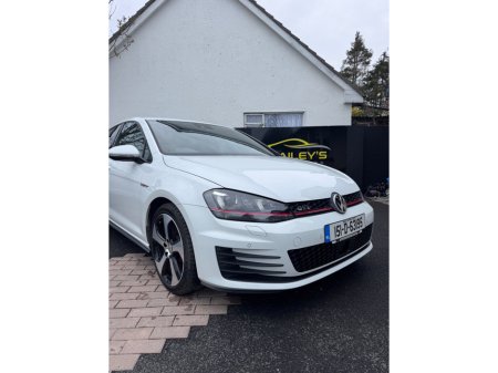 2015 Volkswagen Golf - thumbnail 3