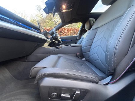 2024 BMW i5 M60 XDRIVE €76,950 thumbnail