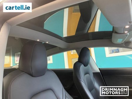 2020 Tesla Model 3 - thumbnail 9