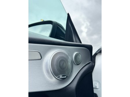 2017 Mercedes-Benz C Class - thumbnail 7