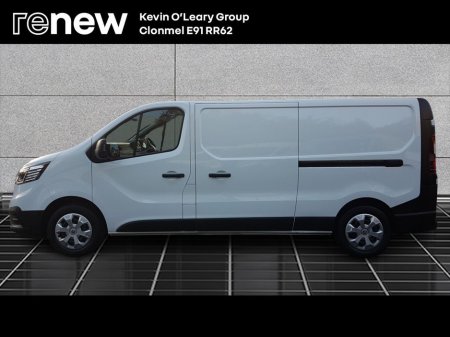 2022 Renault Trafic TRAFIC LL30 BLUE DCI 130 BUSIN €16,256 thumbnail