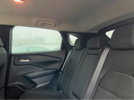 2022 Nissan Qashqai 1.3 ** HIGH SPEC IRISH CAR ** 2 KEYS ** STUNNING CONDITION ** €22,995 thumbnail