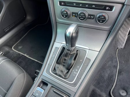 2015 Volkswagen Golf - thumbnail 10