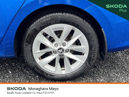 2025 Skoda Octavia - thumbnail 9