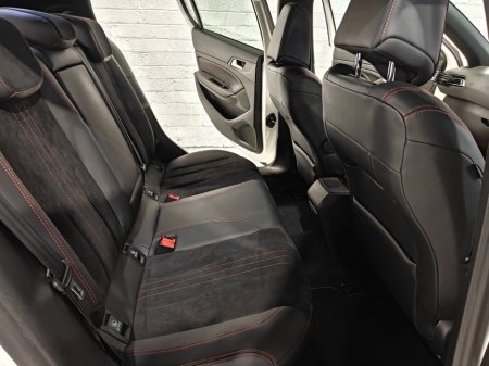 2019 Peugeot 308 - thumbnail 17